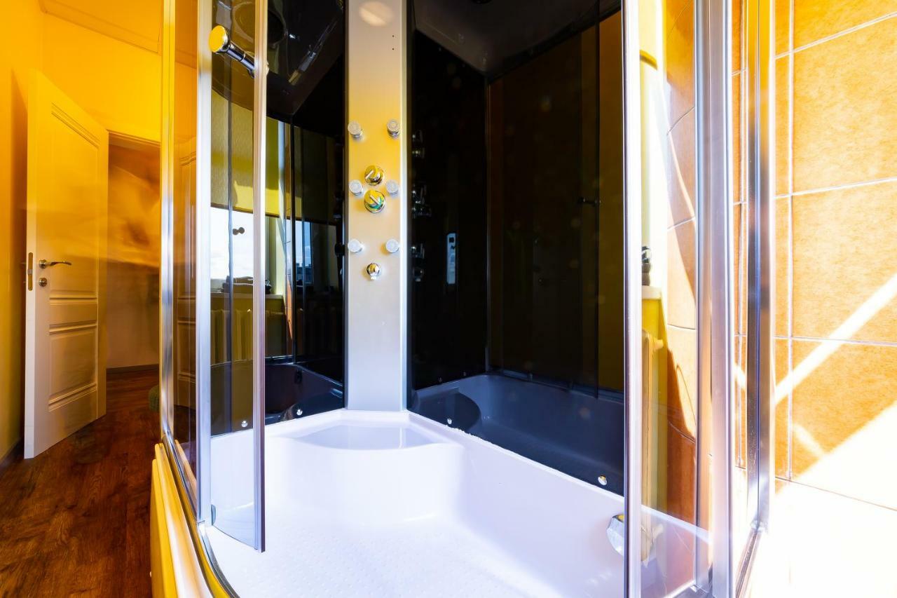 Best Stories Ap Bright Spacious 58Sqm Free Park Riga Bagian luar foto